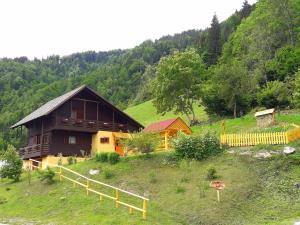 Počitniška hiška Kašta